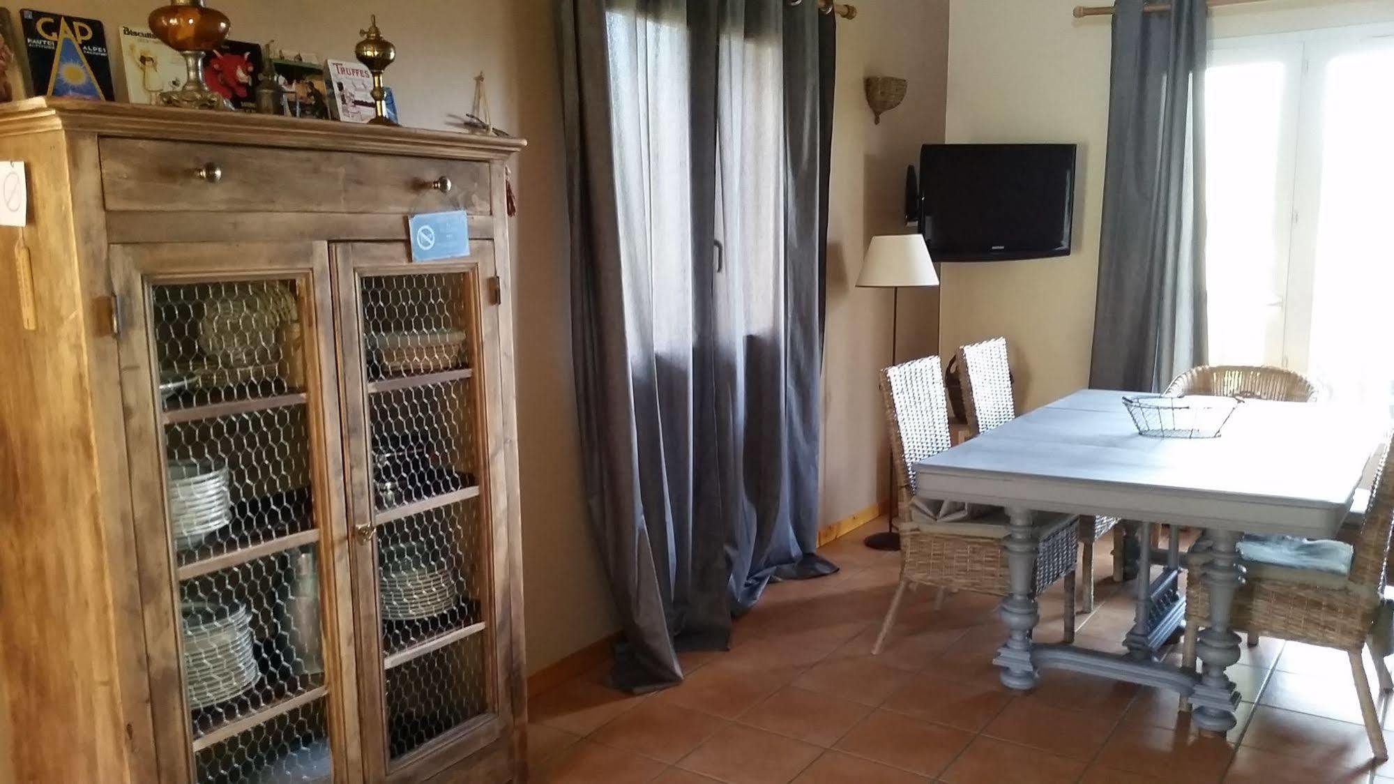 À la Petite Maison Gap Esterno foto